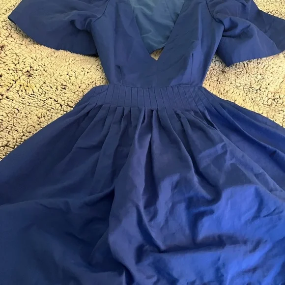 Banana Republic Royal Blue cut out plunging neck line dress women’s size 2